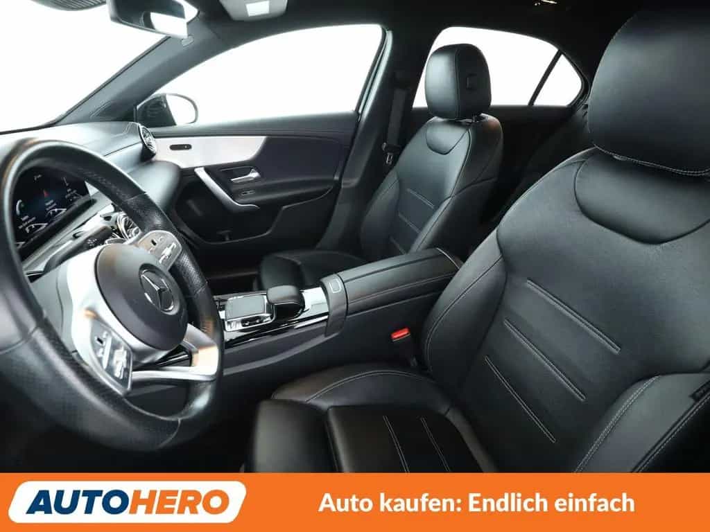 Mercedes-Benz A 250 AMG Line Aut.*NAVI*LED*TEMPO* 06/2019-photo-9