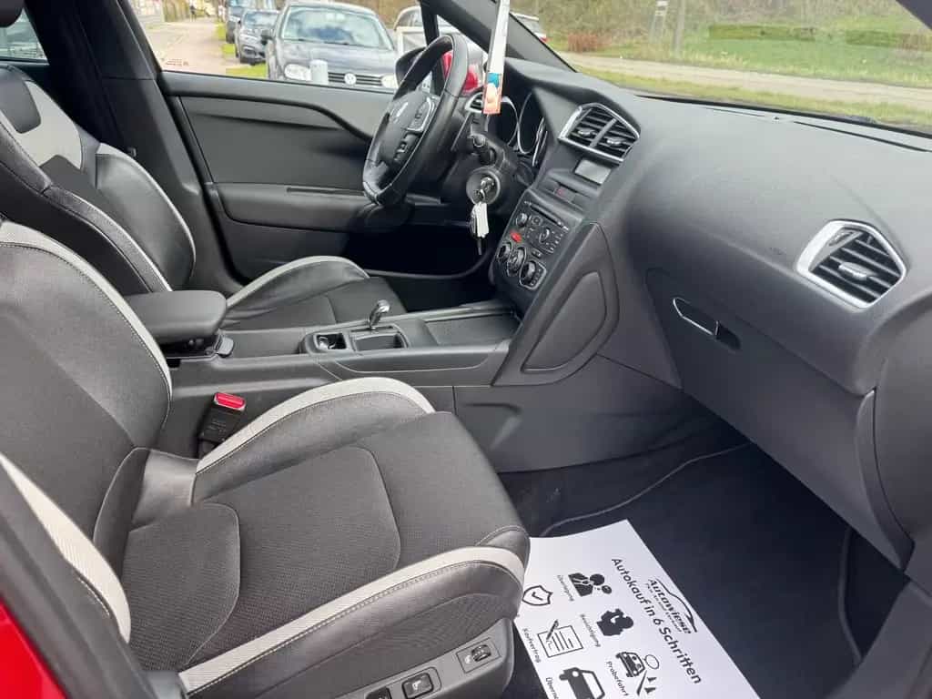 Citroën DS4 SoChic 1.6HDI*Aut.*Klima*Temp.*PDC*Massage* 10/2012-photo-14