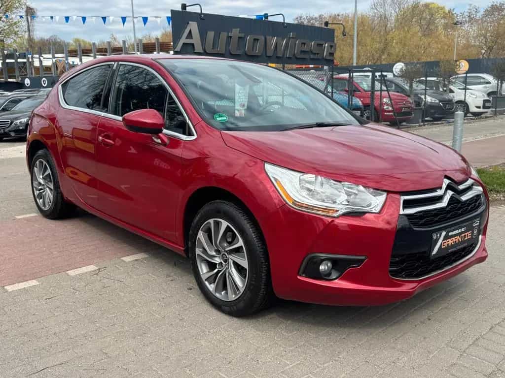 Citroën DS4 SoChic 1.6HDI*Aut.*Klima*Temp.*PDC*Massage* 10/2012-photo-2