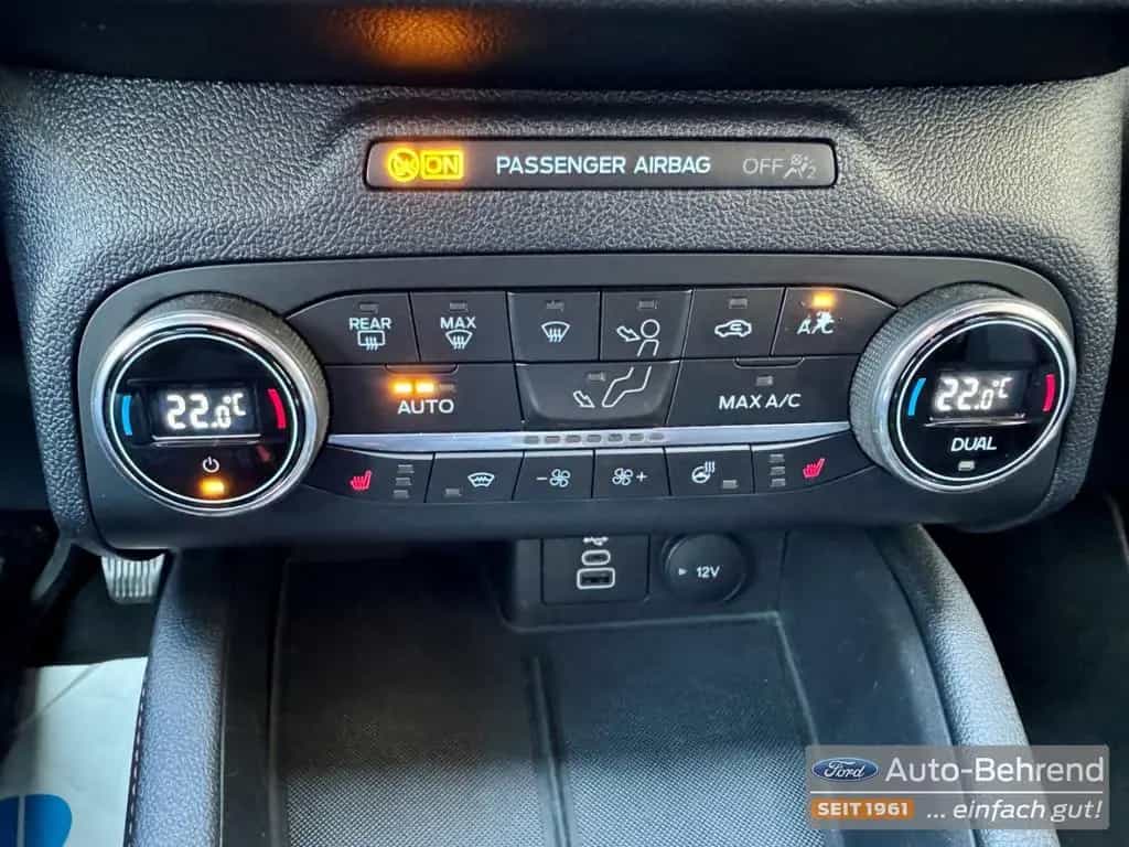 Ford Kuga ST-Line X el.Heckklappe Ganzjahresreifen 05/2022-photo-17