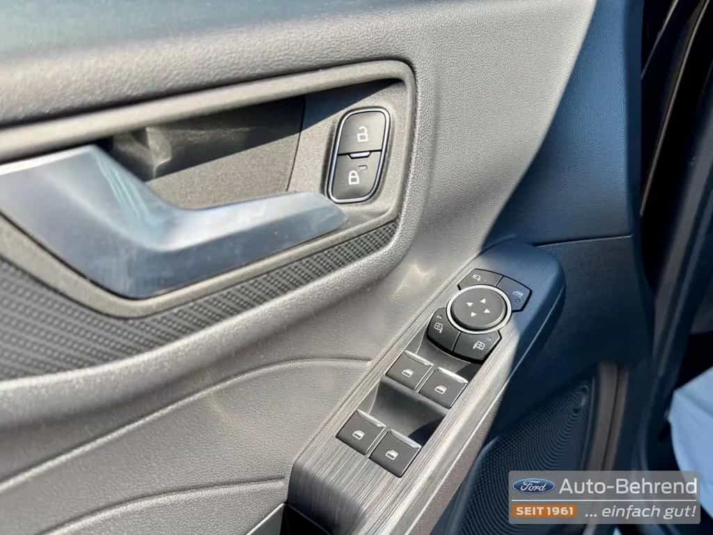 Ford Kuga ST-Line X el.Heckklappe Ganzjahresreifen 05/2022-photo-8