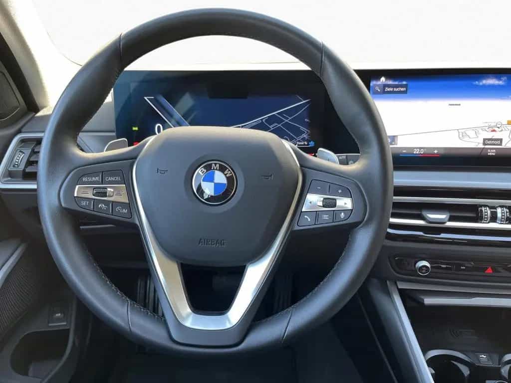 BMW 320 d xDrive Tour Aut. Pano,LivePro,HUD,St+Go,Kam 03/2023-photo-11