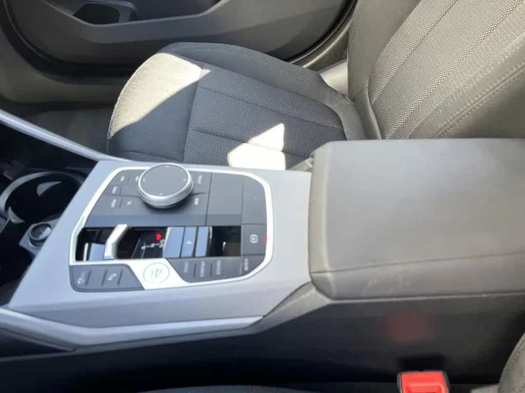 BMW 320 d xDrive Tour Aut. Pano,LivePro,HUD,St+Go,Kam 03/2023-photo-12