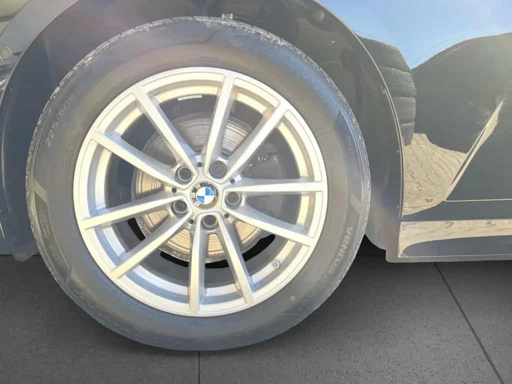 BMW 320 d xDrive Tour Aut. Pano,LivePro,HUD,St+Go,Kam 03/2023-photo-13