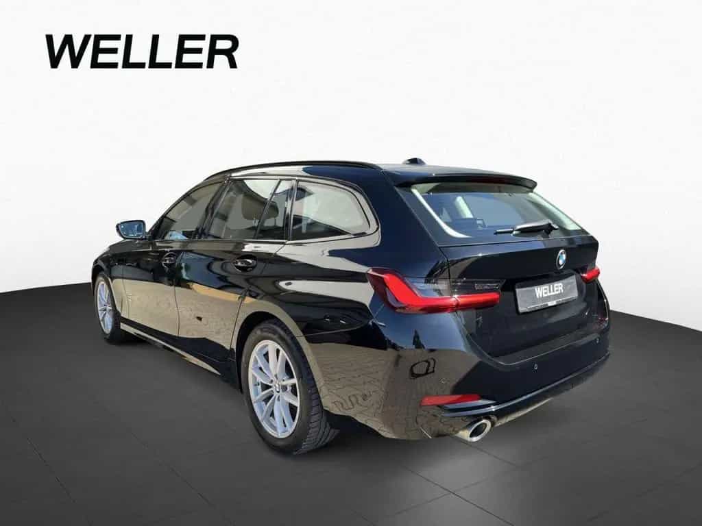 BMW 320 d xDrive Tour Aut. Pano,LivePro,HUD,St+Go,Kam 03/2023-photo-3