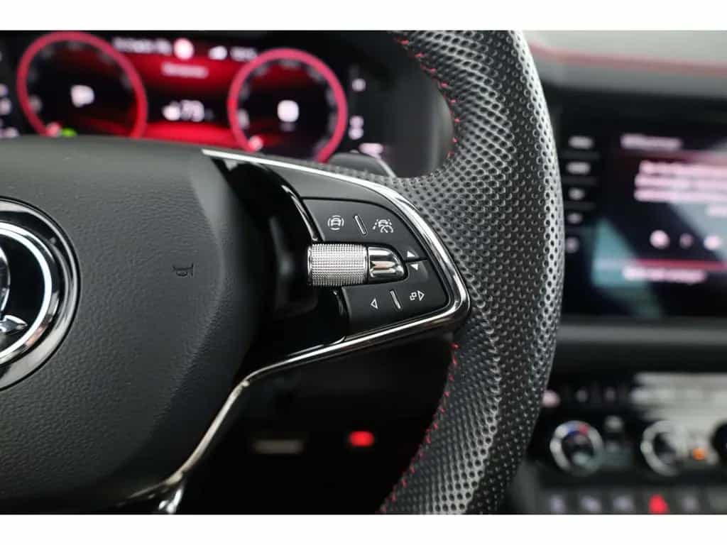 Skoda Kodiaq 2.0 TSI RS 4x4 DSG 7-Sitz/AHK/Pano/Canton 07/2022-photo-14