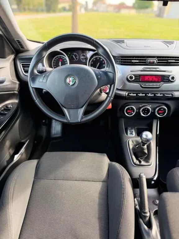 Alfa Romeo Giulietta 1.4 Turbo 120 CV Distinctiv 10/2011-photo-8