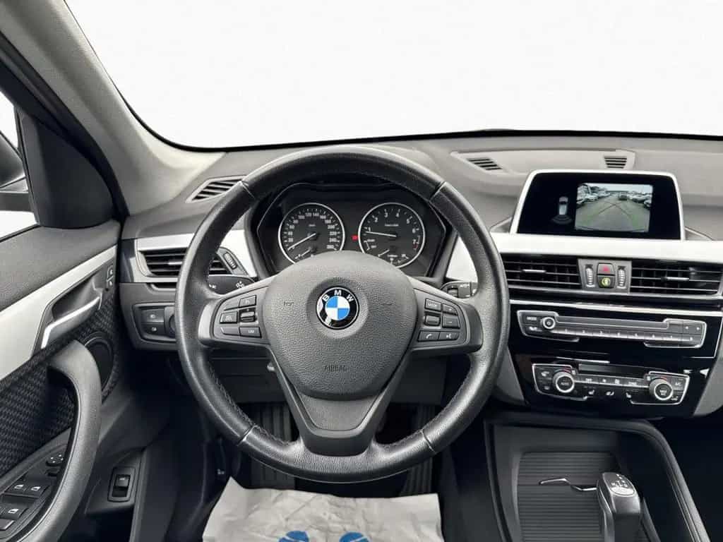 BMW X1 xDrive20i AHK PDC SHZ RFK NAVI TEMPO Klima 01/2018-photo-13