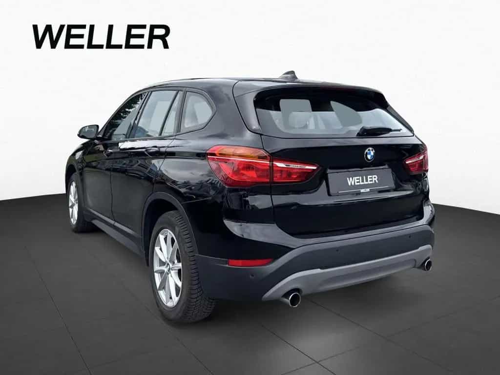 BMW X1 xDrive20i AHK PDC SHZ RFK NAVI TEMPO Klima 01/2018-photo-5