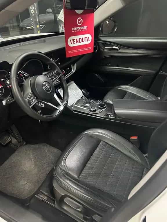 Alfa Romeo Stelvio 2.2 Turbodiesel 150 CV AT8 RW 04/2018-photo-11