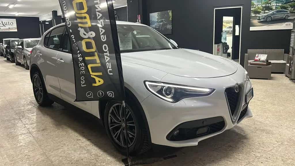 Alfa Romeo Stelvio 2.2 Turbodiesel 150 CV AT8 RW 04/2018-photo-1