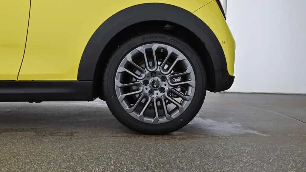 MINI Cooper C 01/2025-photo-16
