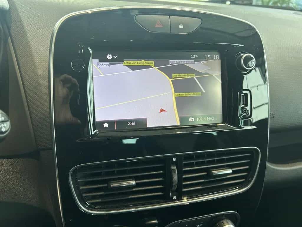 Renault Clio AUTOMATIK+NAVIGATION+PDC+TEMPOMAT Clio IV 08/2017-photo-13