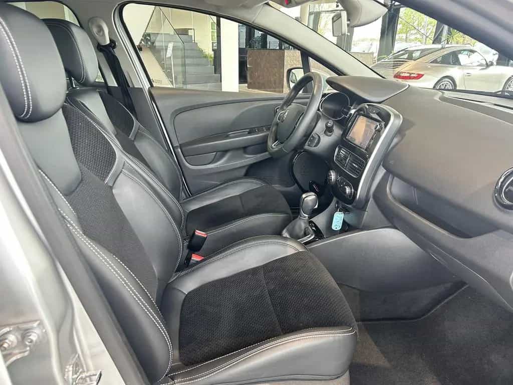 Renault Clio AUTOMATIK+NAVIGATION+PDC+TEMPOMAT Clio IV 08/2017-photo-14