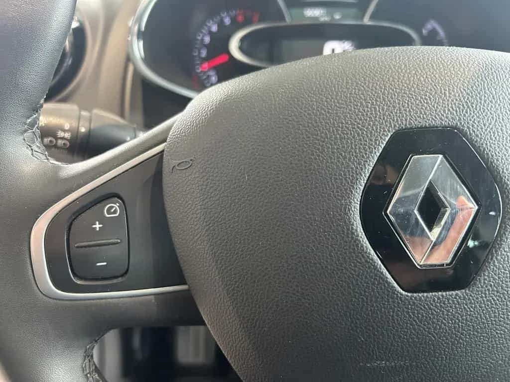 Renault Clio AUTOMATIK+NAVIGATION+PDC+TEMPOMAT Clio IV 08/2017-photo-21