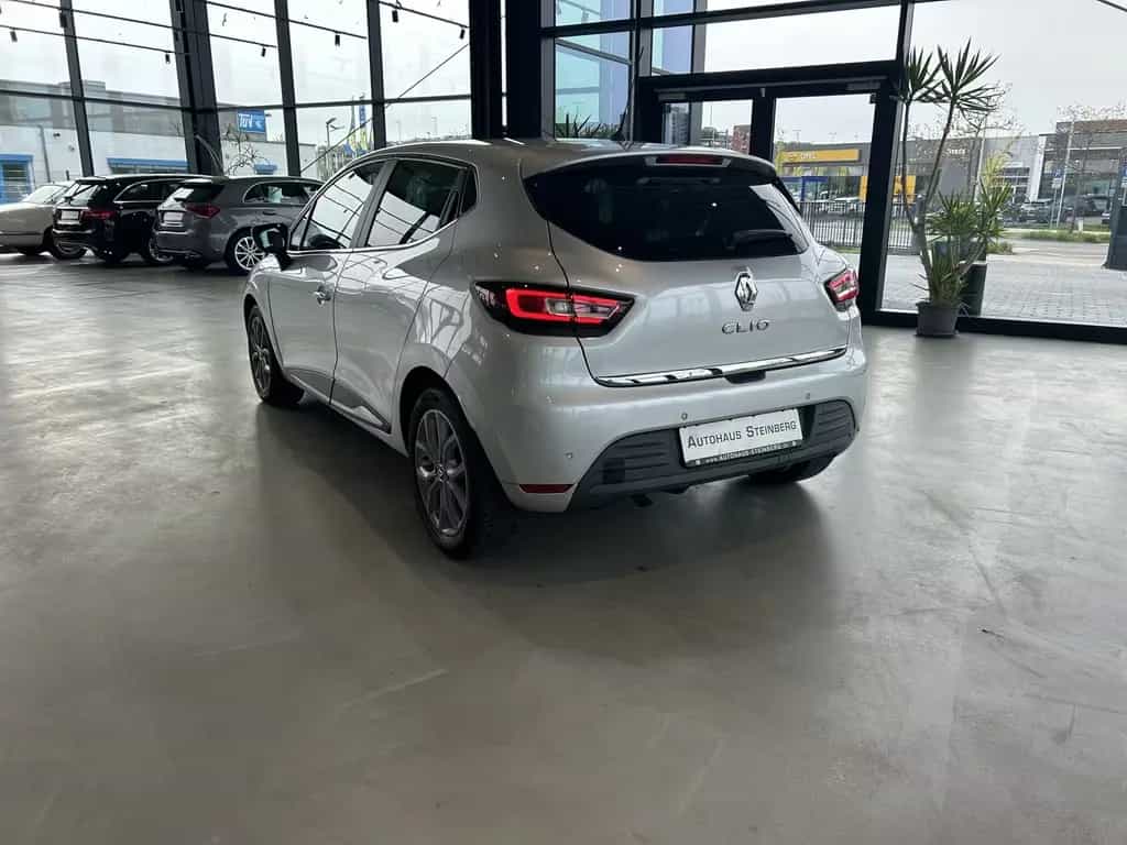 Renault Clio AUTOMATIK+NAVIGATION+PDC+TEMPOMAT Clio IV 08/2017-photo-5