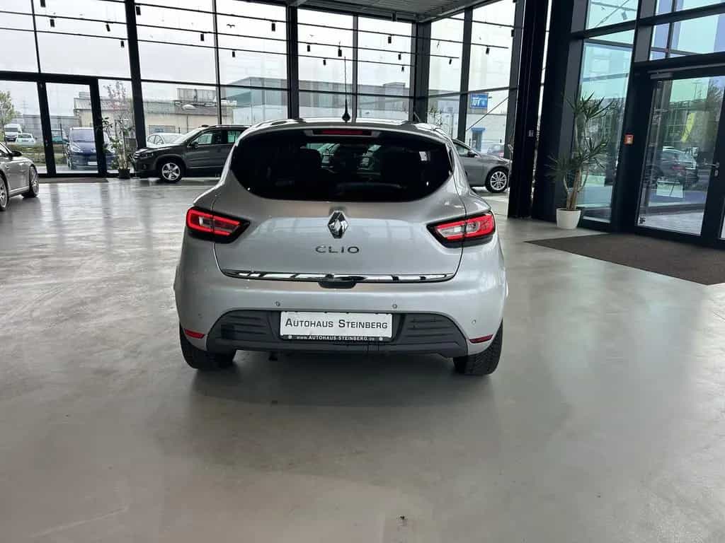 Renault Clio AUTOMATIK+NAVIGATION+PDC+TEMPOMAT Clio IV 08/2017-photo-7