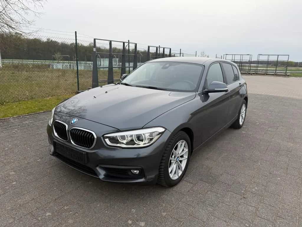 BMW 1 Series 120 1 Limousine 5-trg. 120 d Advantage 07/2018-photo-1