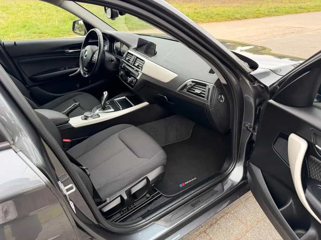 BMW 1 Series 120 1 Limousine 5-trg. 120 d Advantage 07/2018-photo-12