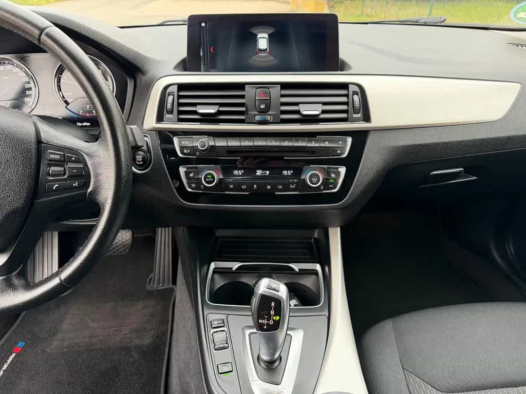 BMW 1 Series 120 1 Limousine 5-trg. 120 d Advantage 07/2018-photo-23