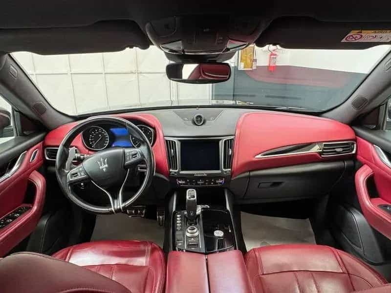 Maserati Levante Levante 3.0 V6 Gransport 250cv 10/2018-photo-9