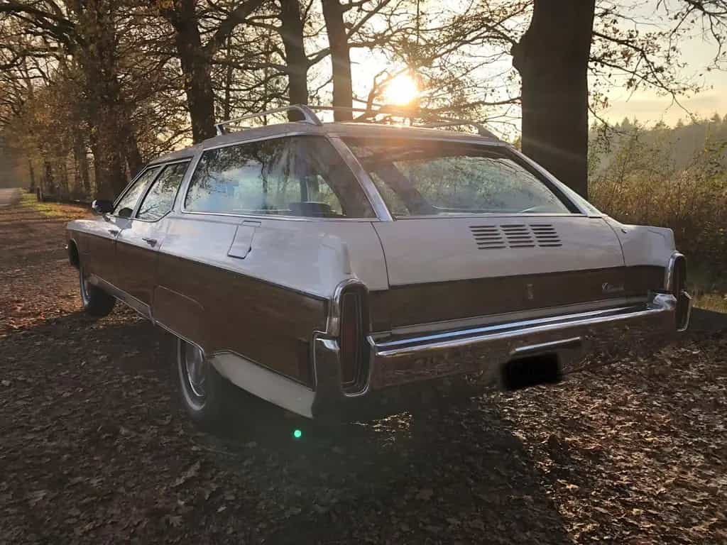 Oldsmobile Custom Cruiser 455 Rocket in Top Zustand 9 Pers 01/1971-photo-2
