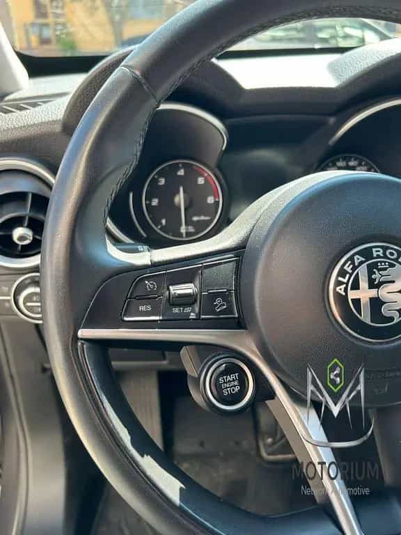 Alfa Romeo Stelvio 2.2d 180 CV Automatic EXECUTI 01/2018-photo-4