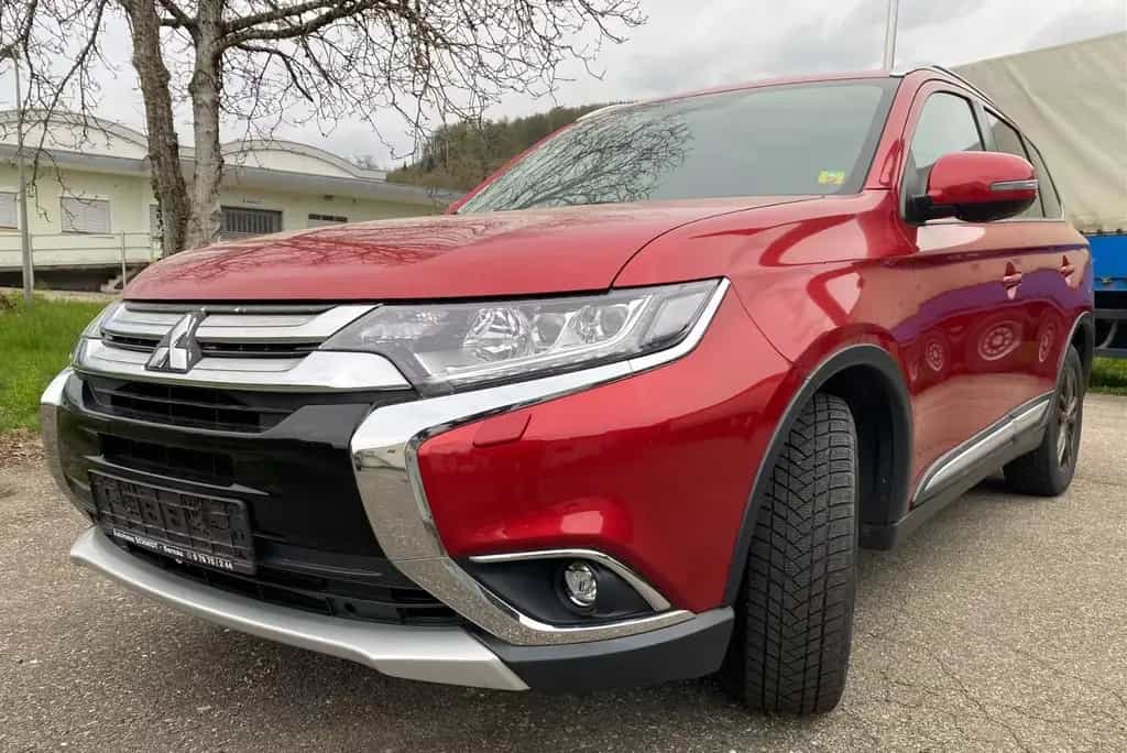 Mitsubishi Outlander 2.2 DI-D Edition 100+ 4WD Automati... 08/2018-photo-0