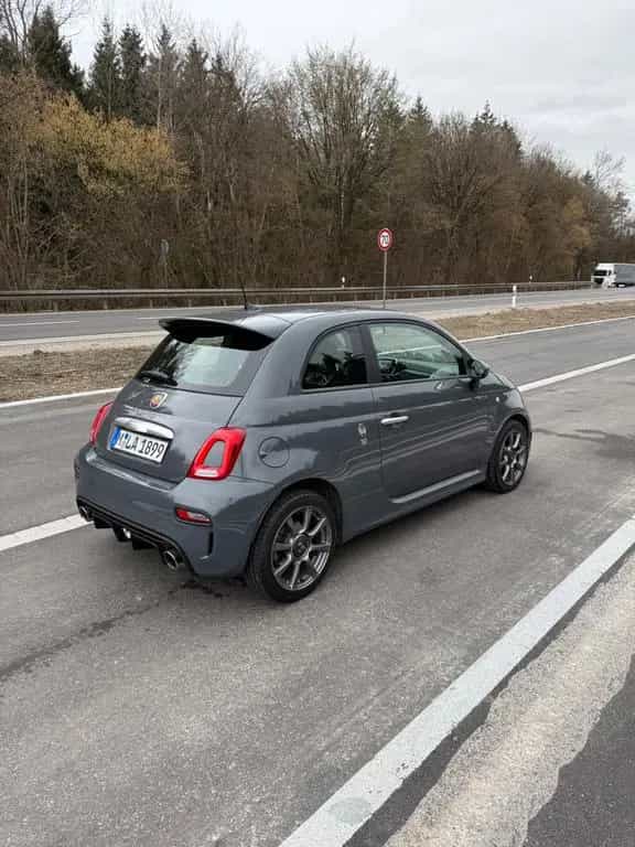 Abarth 595 70th Anniversary Edition*2.Hand*PDC 04/2019-photo-2