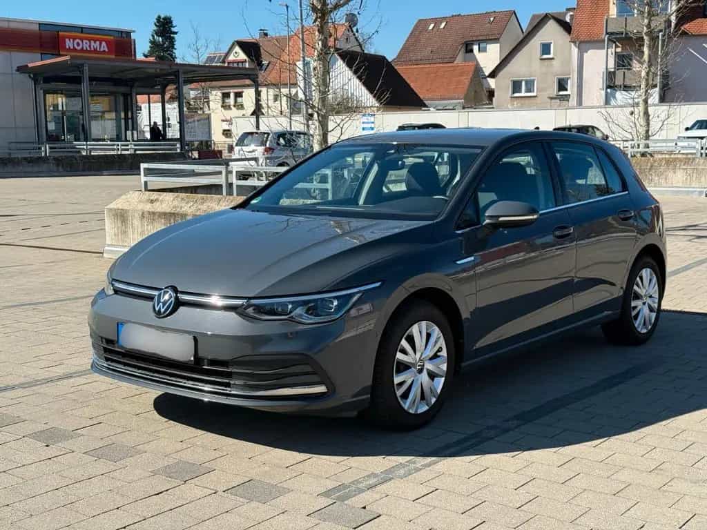 Volkswagen Golf 1.5 eTSI OPF 96kW DSG Style Style 02/2022-photo-2