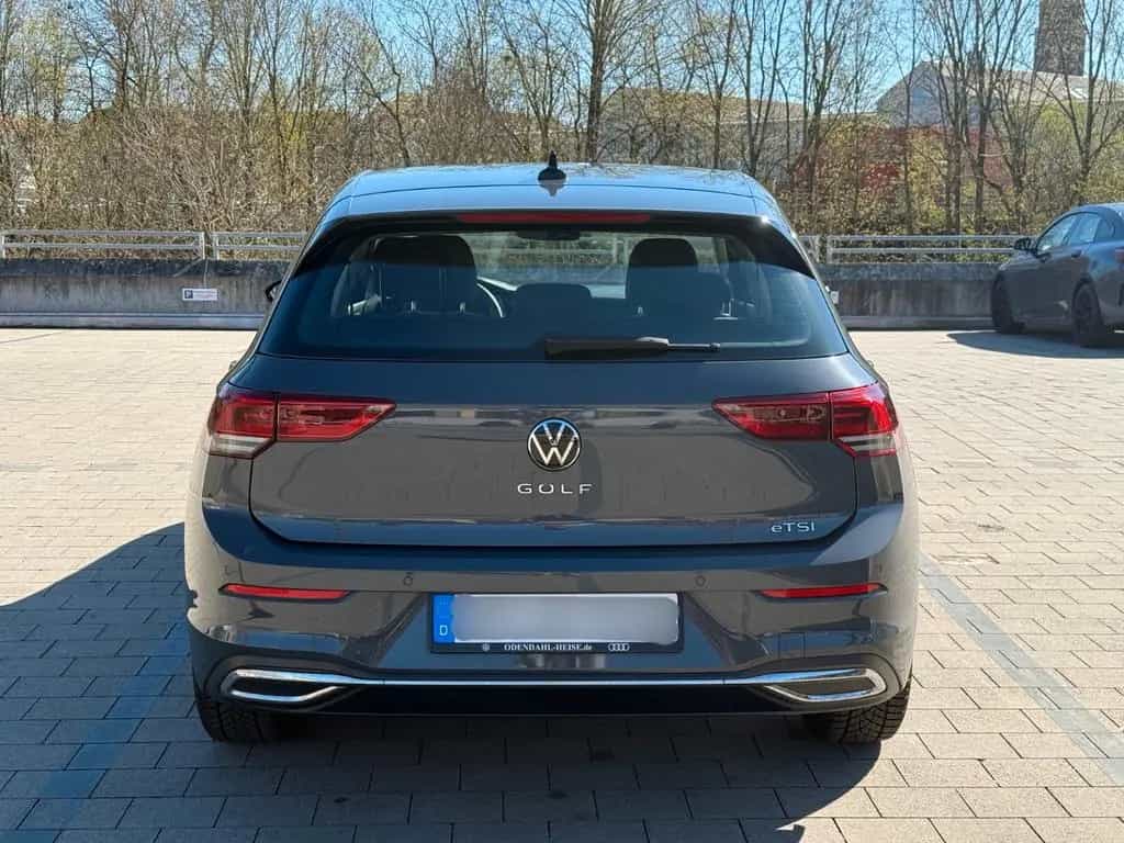 Volkswagen Golf 1.5 eTSI OPF 96kW DSG Style Style 02/2022-photo-3