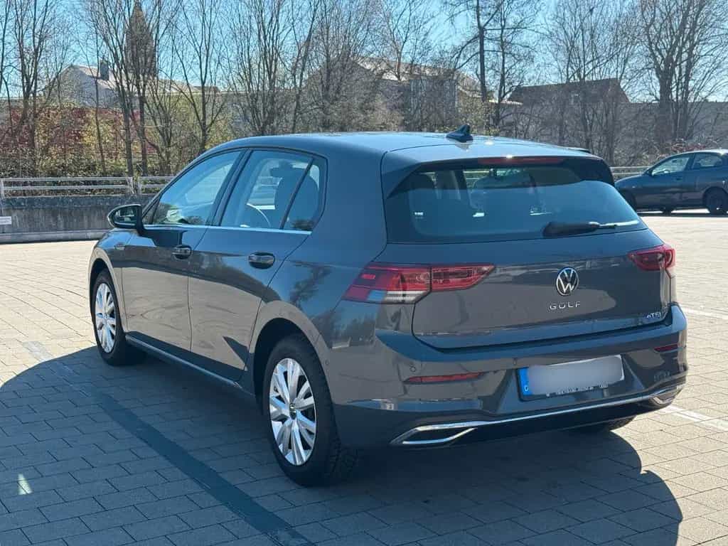 Volkswagen Golf 1.5 eTSI OPF 96kW DSG Style Style 02/2022-photo-4