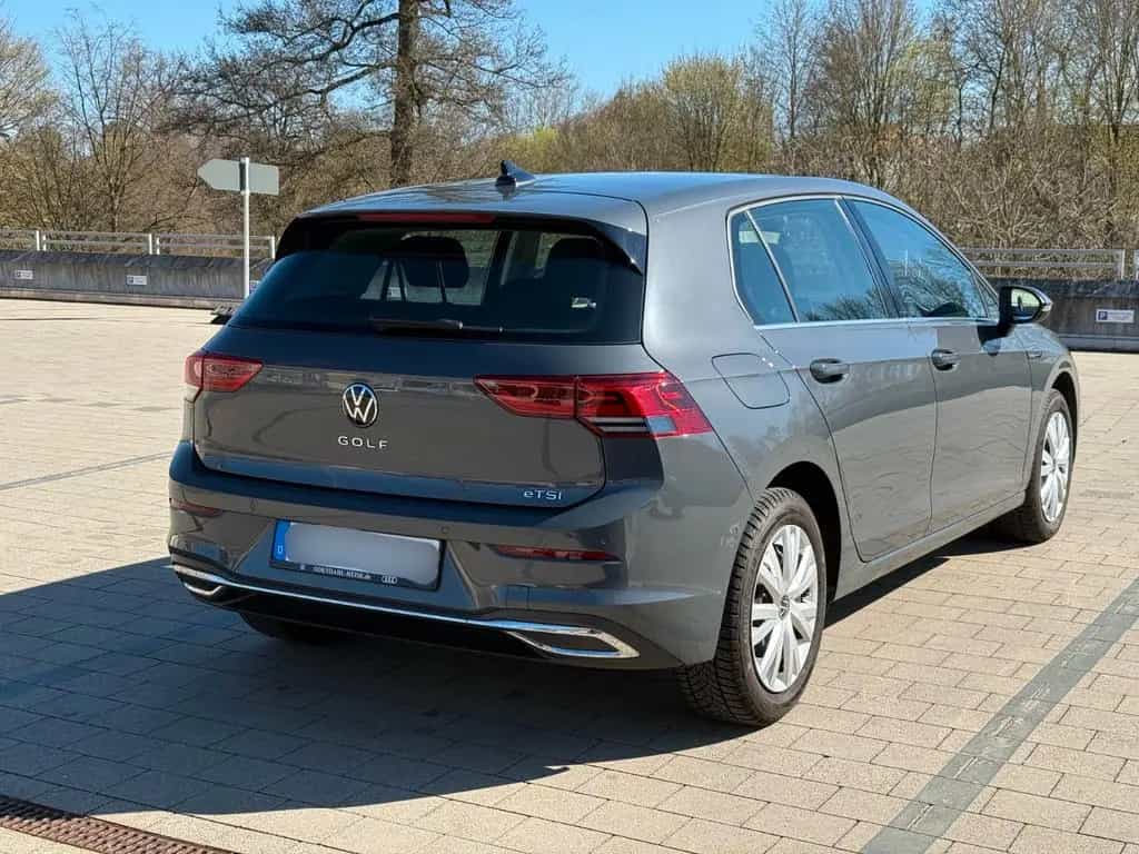 Volkswagen Golf 1.5 eTSI OPF 96kW DSG Style Style 02/2022-photo-5