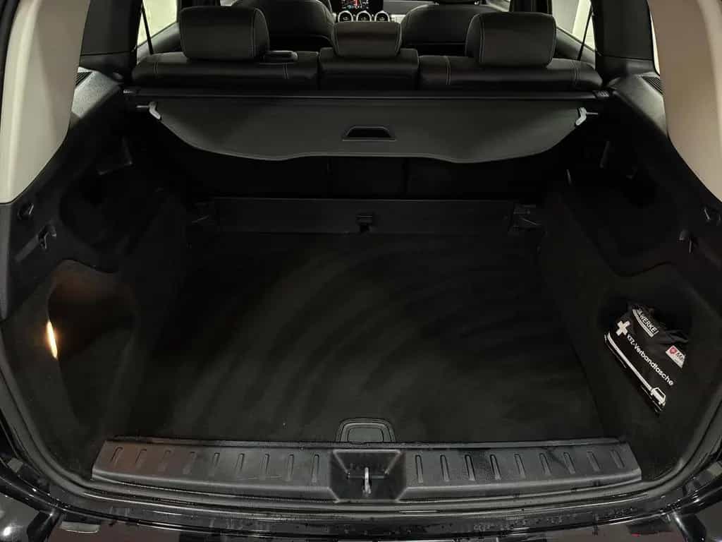 Mercedes-Benz GLB 200 d 8G PANORAMA*AHK*CARPLAY*NAVI*8xBEREIFT 04/2022-photo-16