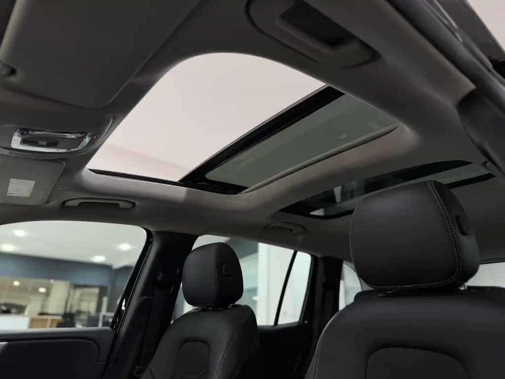 Mercedes-Benz GLB 200 d 8G PANORAMA*AHK*CARPLAY*NAVI*8xBEREIFT 04/2022-photo-31