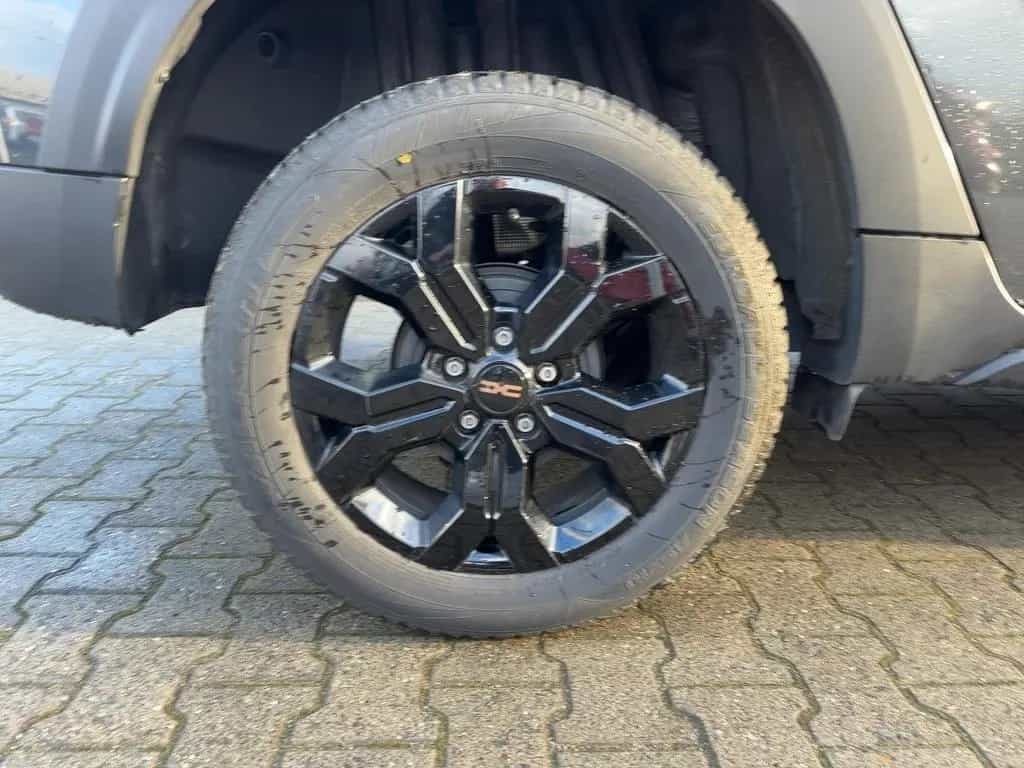 Dacia Duster Extreme TCe 150 EDC +Automatik+PDC hinten 12/2024-photo-17