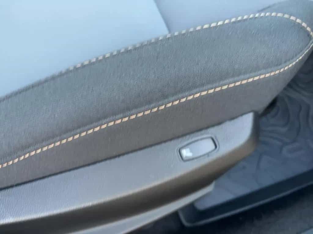 Dacia Duster Extreme TCe 150 EDC +Automatik+PDC hinten 12/2024-photo-20
