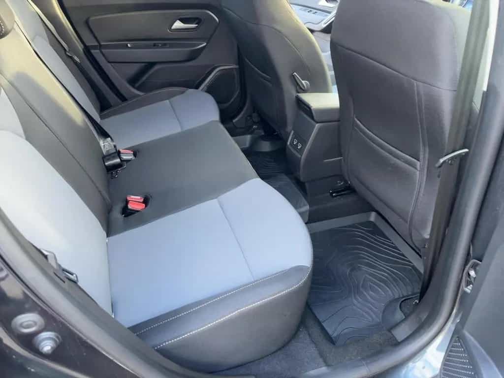 Dacia Duster Extreme TCe 150 EDC +Automatik+PDC hinten 12/2024-photo-23
