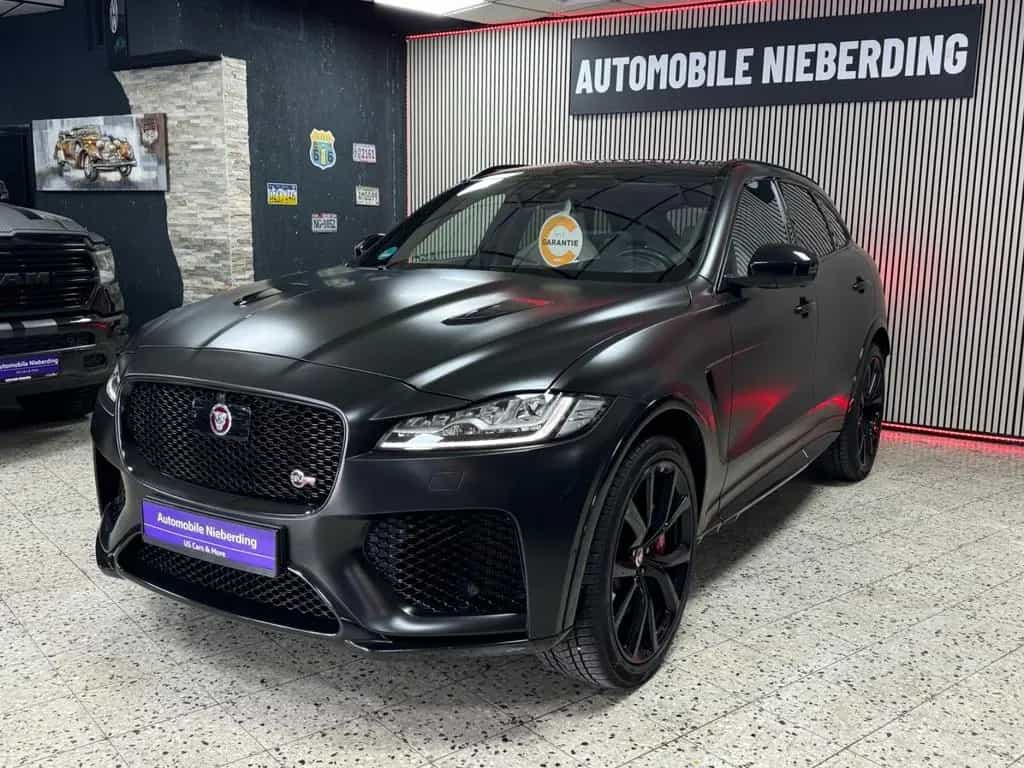 Jaguar F-Pace SVR AWD 5.0 V8 / Pano / HUD / ACC / 360° 12/2019-photo-5
