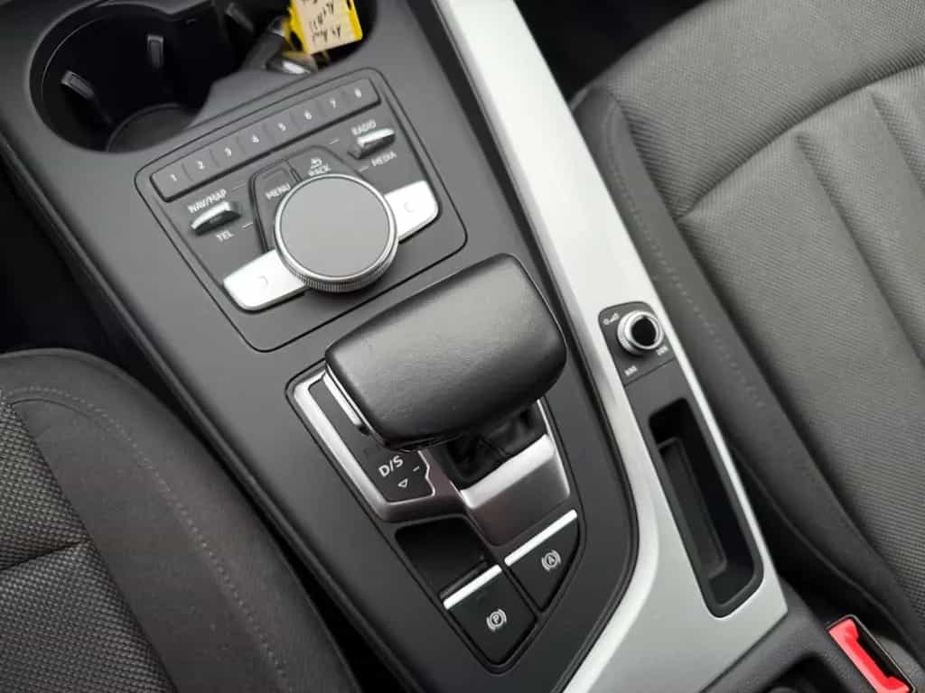 Audi A4 2.0 TFSI S Line*Automatik*Digital Tacho*Xenon 07/2018-photo-12