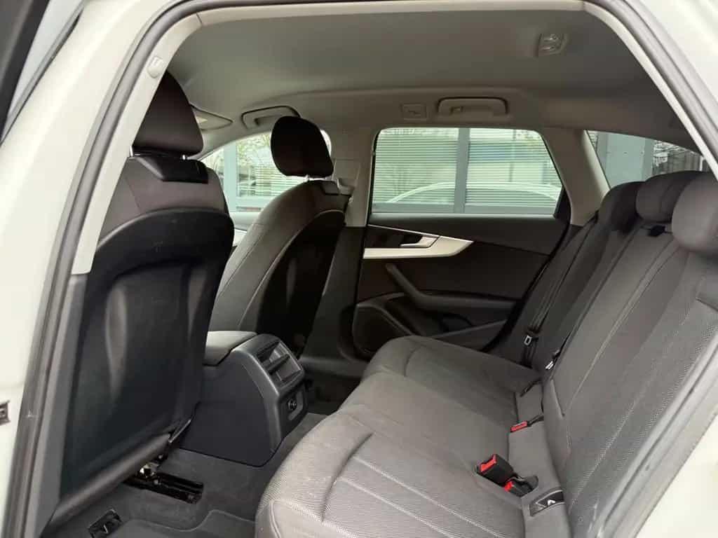 Audi A4 2.0 TFSI S Line*Automatik*Digital Tacho*Xenon 07/2018-photo-17