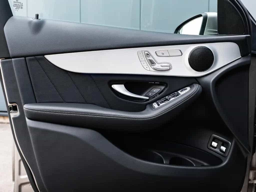 Mercedes-Benz GLC 300 d 4Matic AMG LINE PANORAMADACH VOLL 11/2019-photo-47