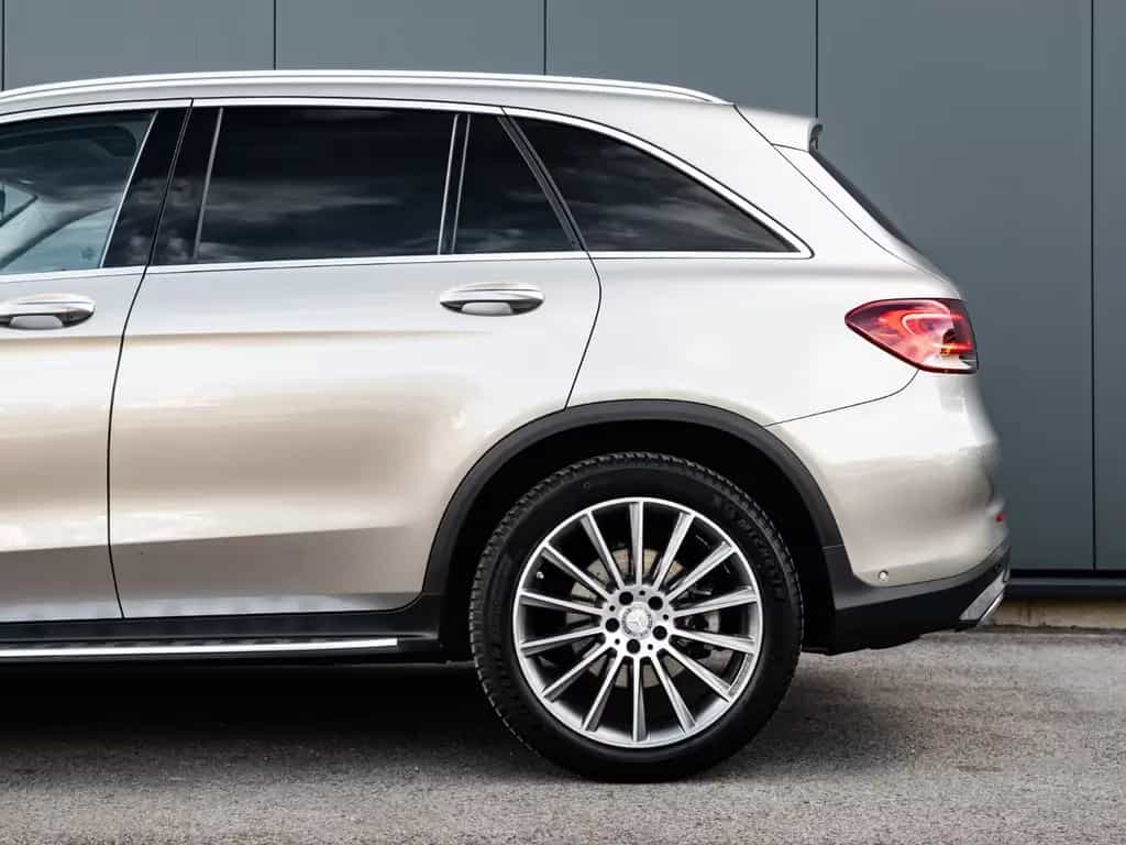 Mercedes-Benz GLC 300 d 4Matic AMG LINE PANORAMADACH VOLL 11/2019-photo-5