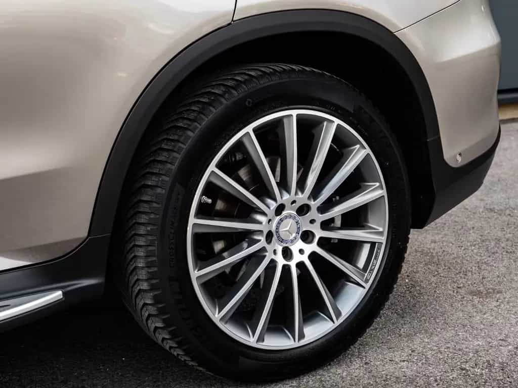 Mercedes-Benz GLC 300 d 4Matic AMG LINE PANORAMADACH VOLL 11/2019-photo-6