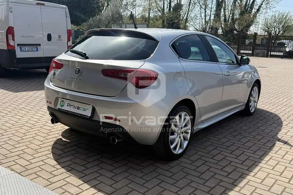 Alfa Romeo Giulietta ROMEO Giulietta 2.0 JTDm-2 140 CV Distincti 09/2012-photo-3