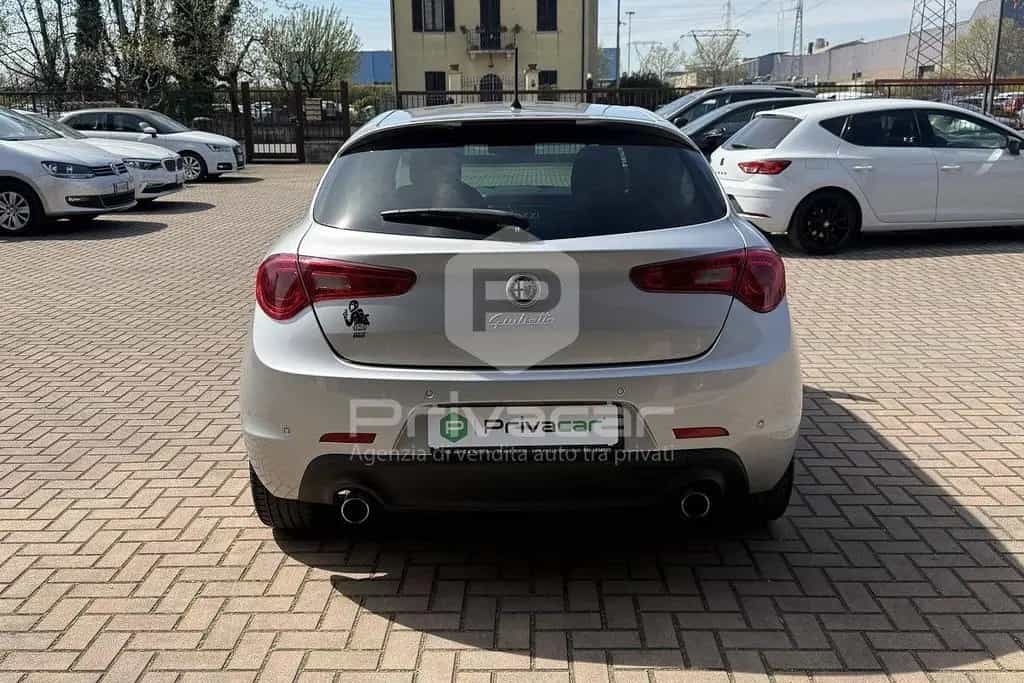 Alfa Romeo Giulietta ROMEO Giulietta 2.0 JTDm-2 140 CV Distincti 09/2012-photo-4