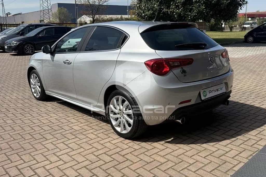 Alfa Romeo Giulietta ROMEO Giulietta 2.0 JTDm-2 140 CV Distincti 09/2012-photo-5