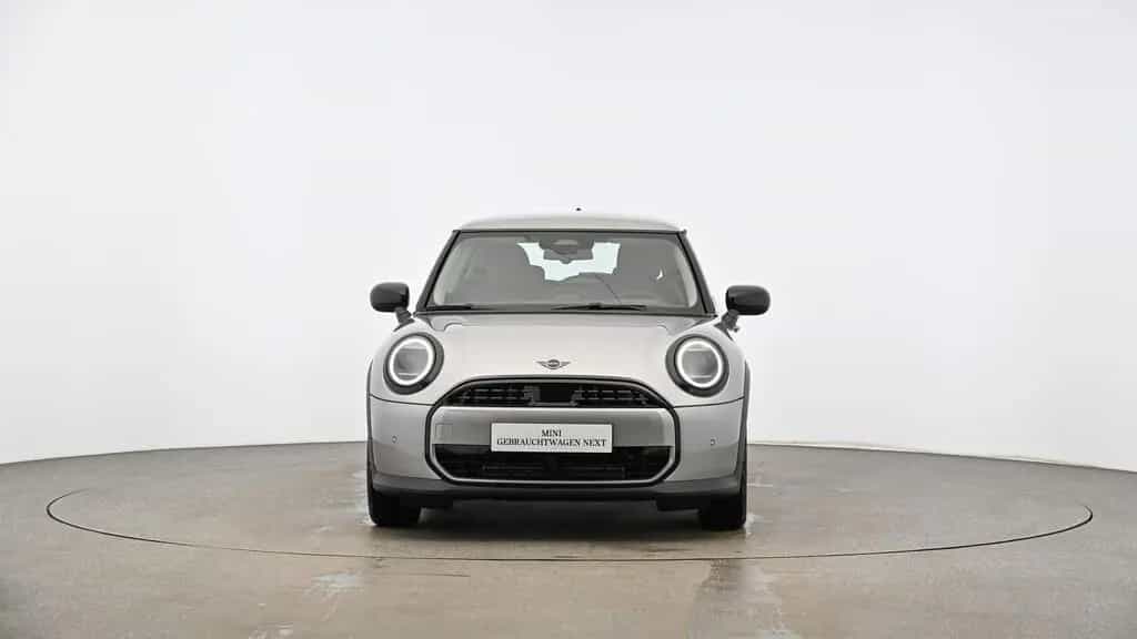 MINI Cooper C 11/2024-photo-2