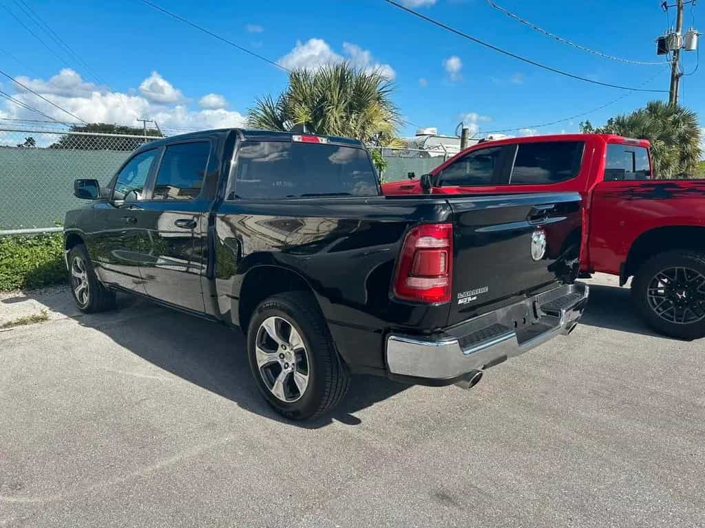 Dodge RAM 1500 Larami4x4 CrewCab unfallfrei im Vorlauf 07/2024-photo-6