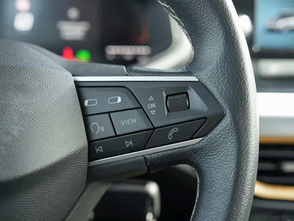 Seat Arona 1.0 TSI DSG Style /LED/GRA/Klima 02/2025-photo-19